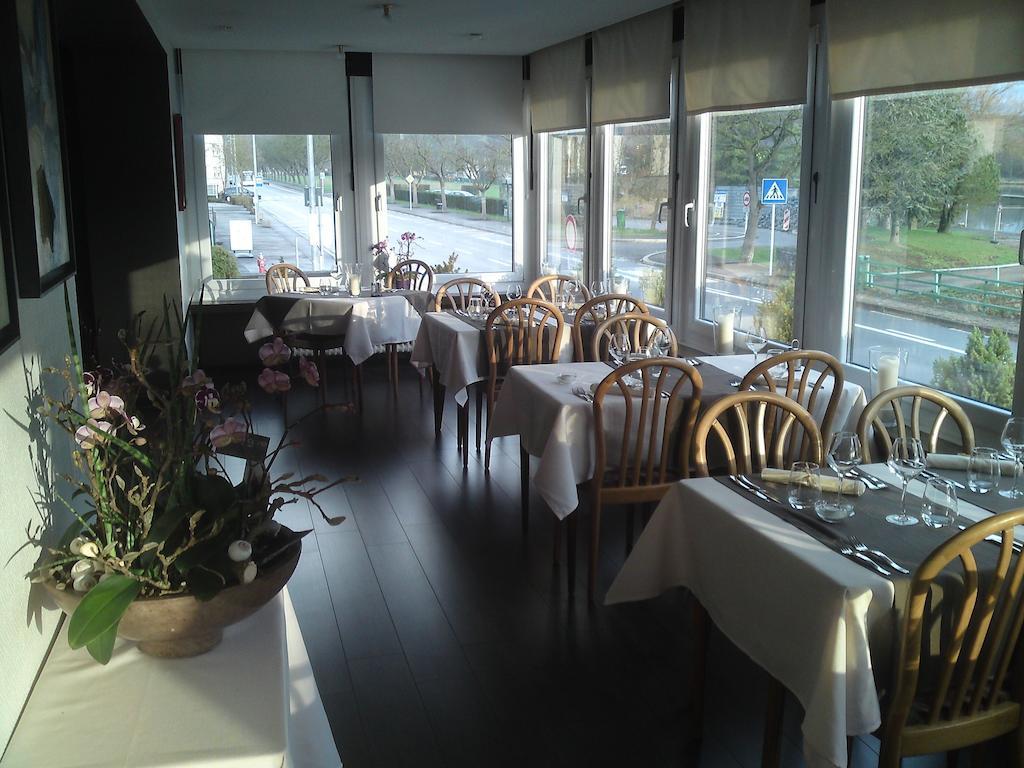Auberge Du Chateau Stadtbredimus Esterno foto